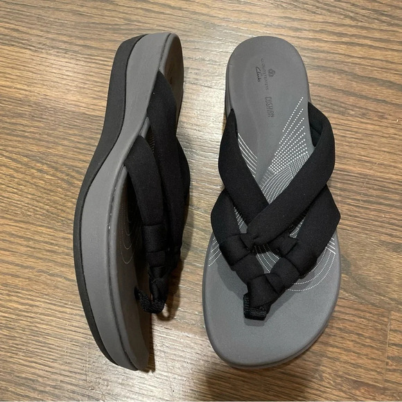 NWOT Clarks Cloudsteppers Arla Jane Black Fabric Wedge Sandals Women's 11 - Picture 3 of 14